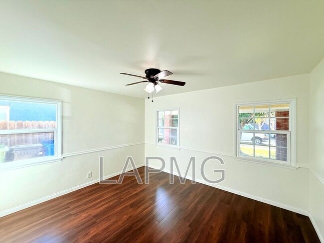 Building Photo - 17535-17537 Baltar Street