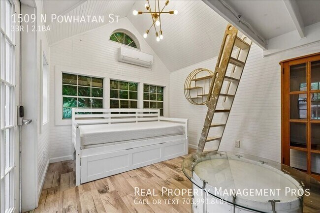 Building Photo - 1509 N Powhatan St