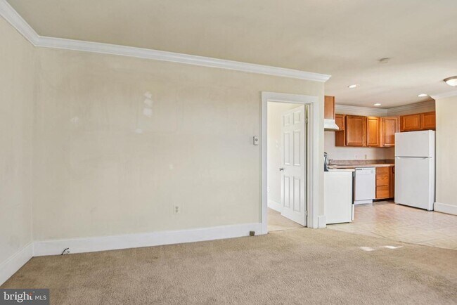 Building Photo - 209 Locust St