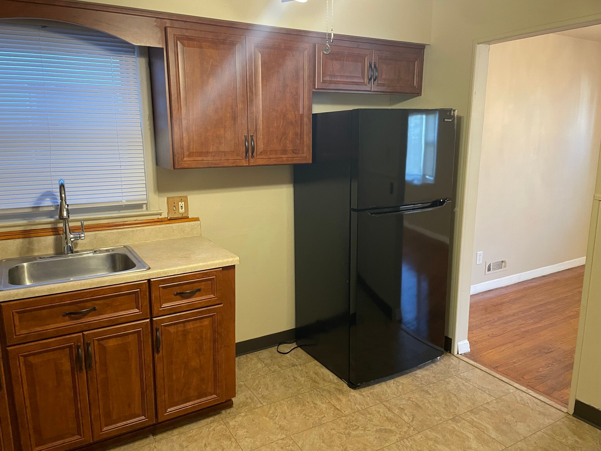 Kitchen - 24 Grand Ave