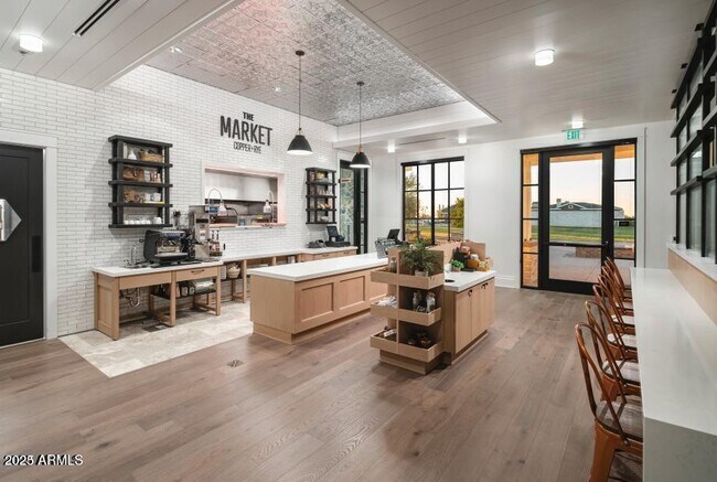 Building Photo - 12075 N San Clemente St