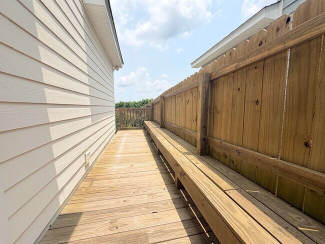 Building Photo - 3611 Meadow Vista Ln.