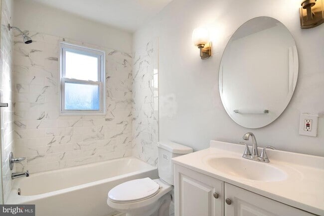 Building Photo - 1647 Hylton Ave