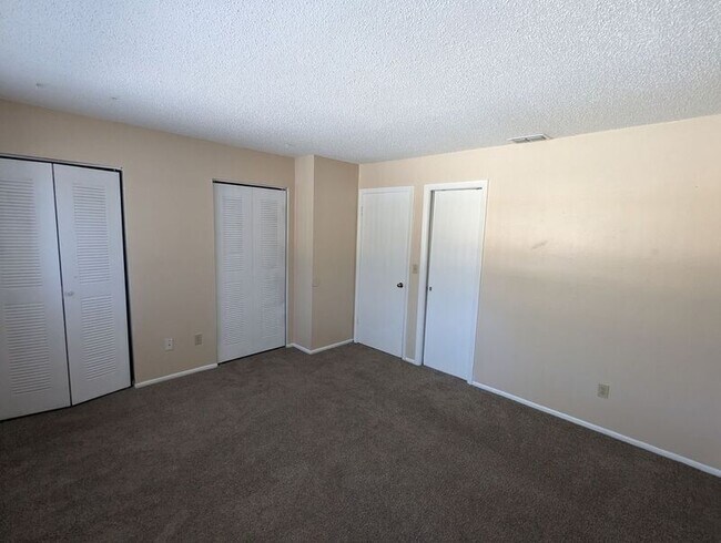 Building Photo - 12128 Napiers Cir