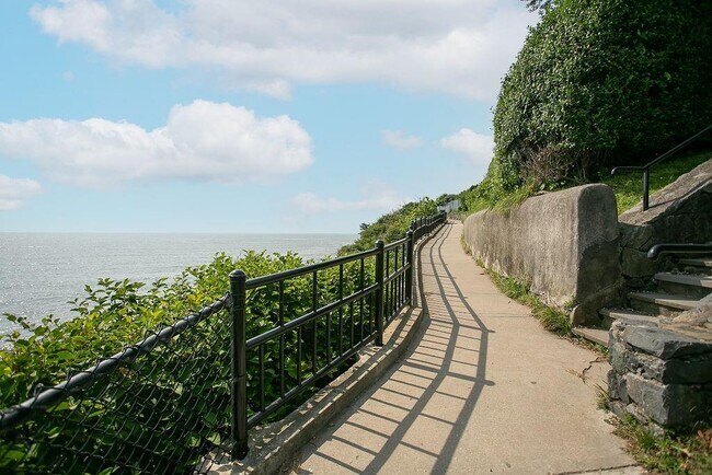 Building Photo - 1 Seaview Ave