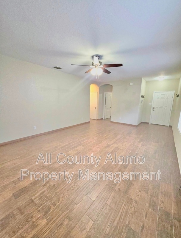 Building Photo - 9611 Nueces Canyon