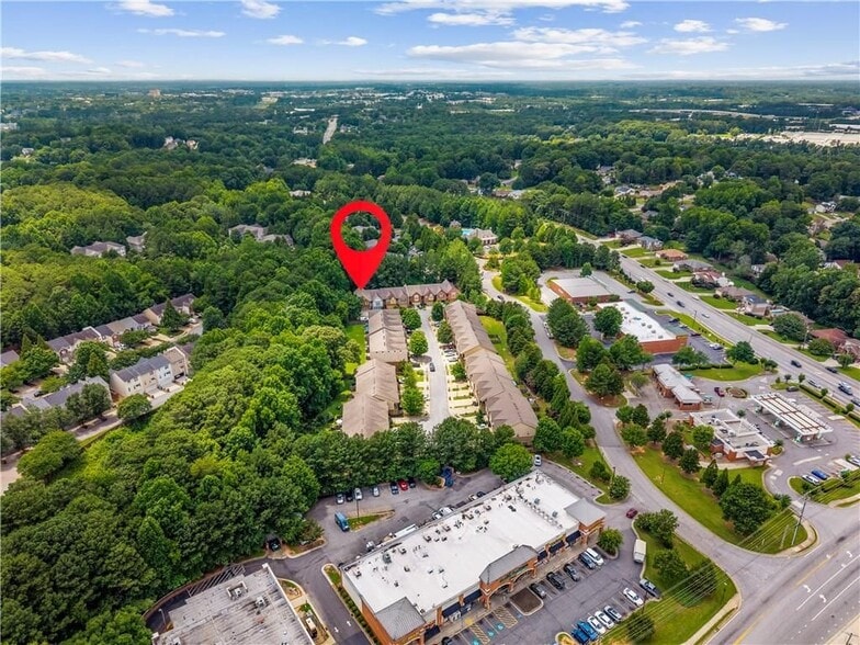 Building Photo - 1110 Pepper Ln NW