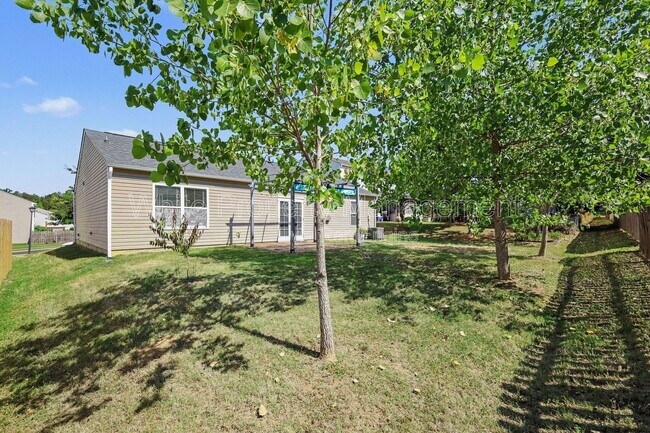 Building Photo - 1820 Meadow Crossing Dr
