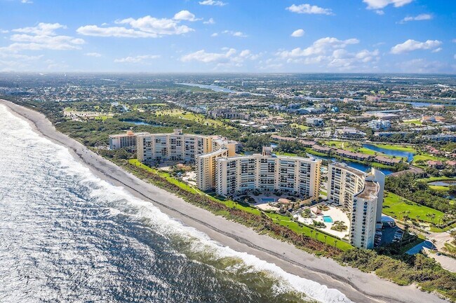 Building Photo - 100 Ocean Trail Way