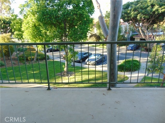 Building Photo - 2203 Apricot Dr