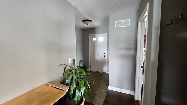Building Photo - 6122 Stone Mill Dr