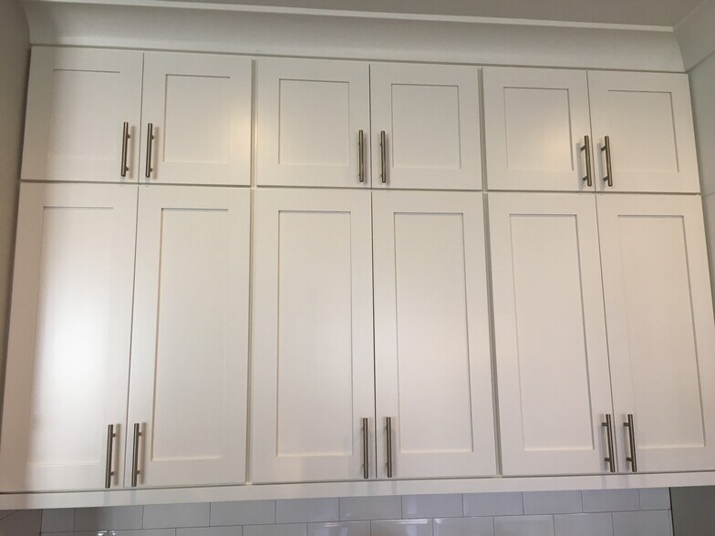 stacked kitchen cabinets - 3952 S Saddleback Rd