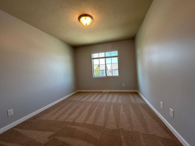 Building Photo - Newly Build Home for Rent!