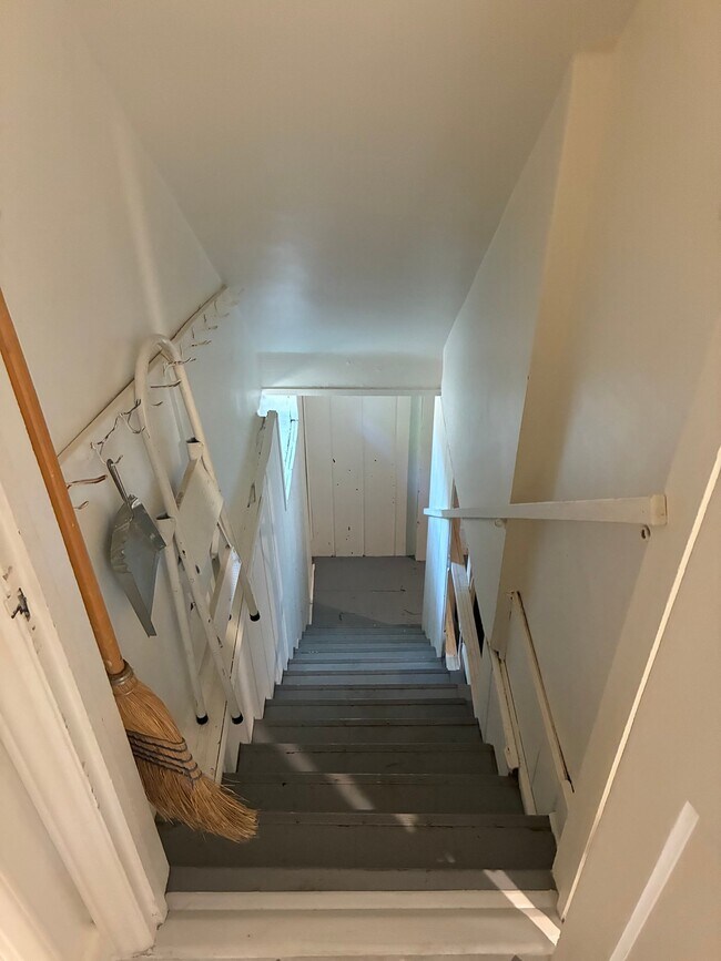 Building Photo - 2302 Cheverly Ave