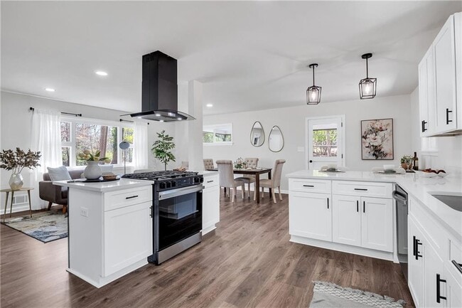 Building Photo - 1785 Hammond Woods Cir SW
