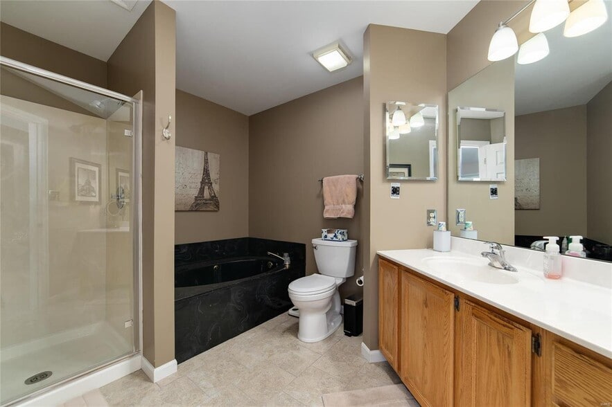 Building Photo - 1730 Blue Oak Dr