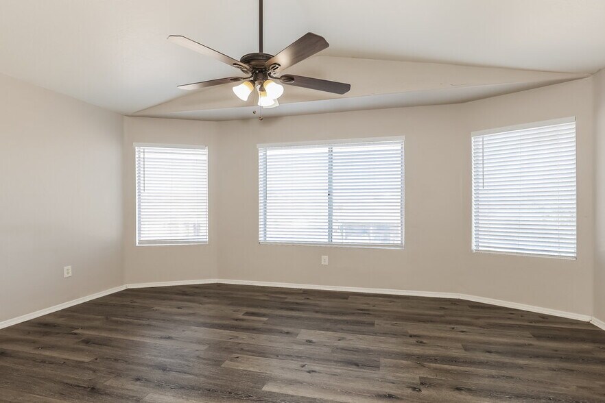 Building Photo - 3134 E McKellips Rd