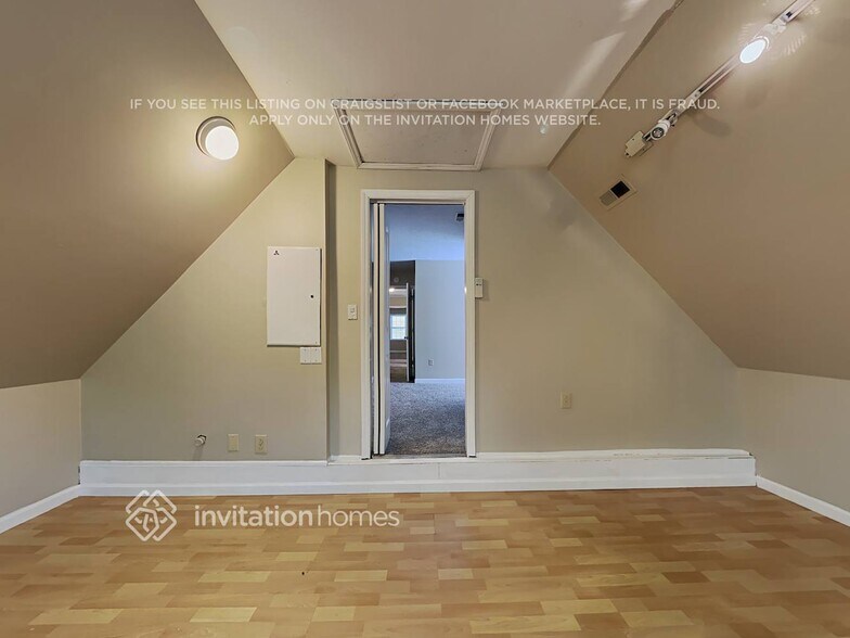 Building Photo - 4021 Trehurst Ct
