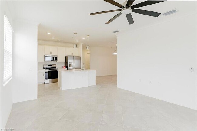 Building Photo - 5527 Double Eagle Cir