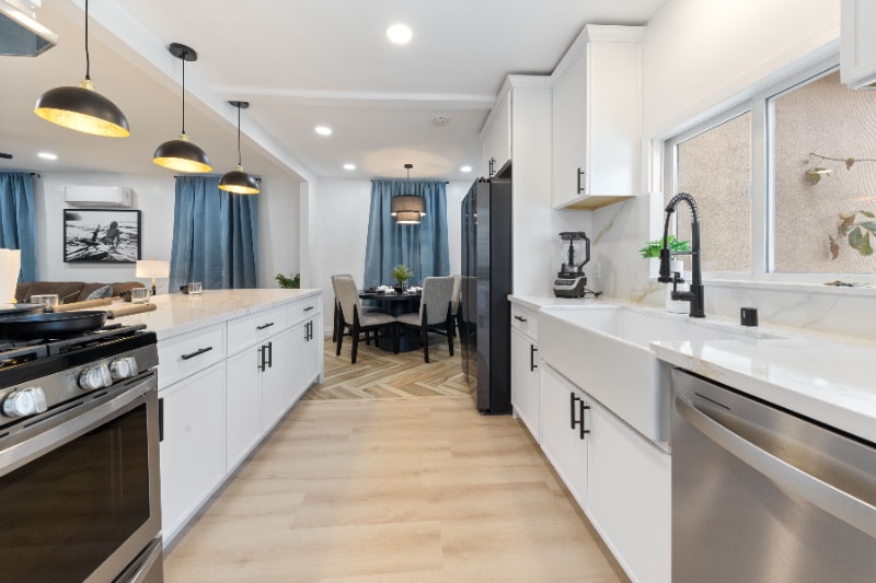 Building Photo - 2521 W California St