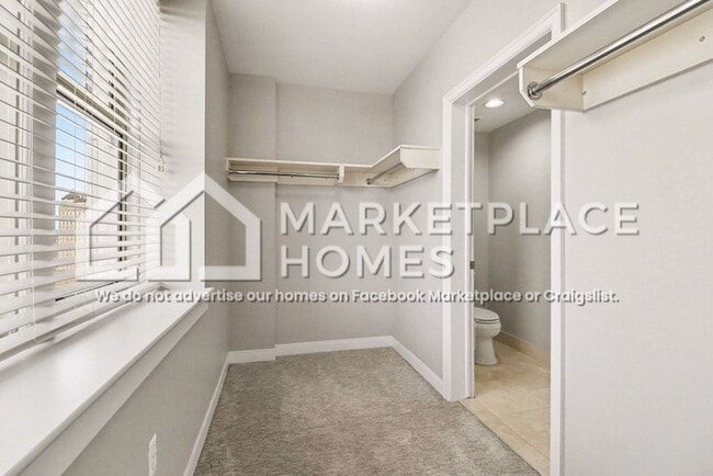 Building Photo - 525 W Lafayette Blvd