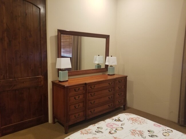 Building Photo - Winter Furnished Rental