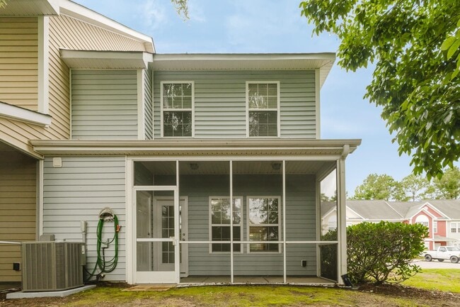 Building Photo - 1698 Low Country Pl