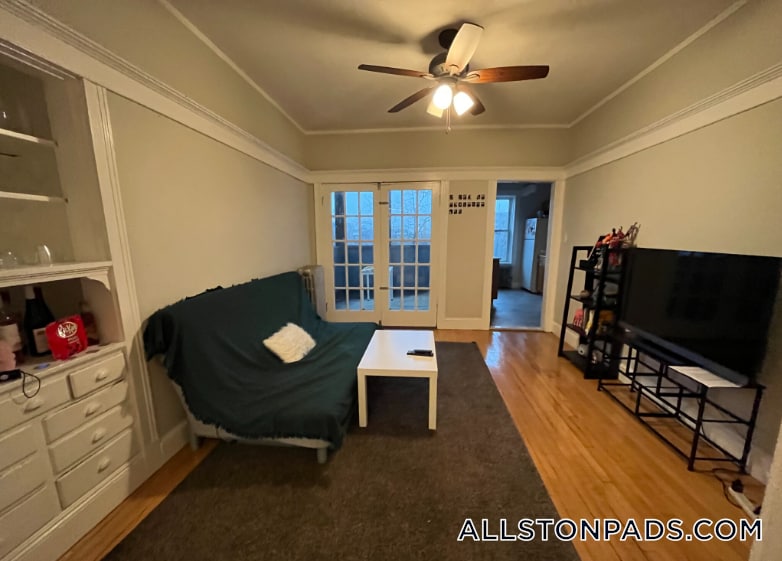 Building Photo - 4 Farrington Ave