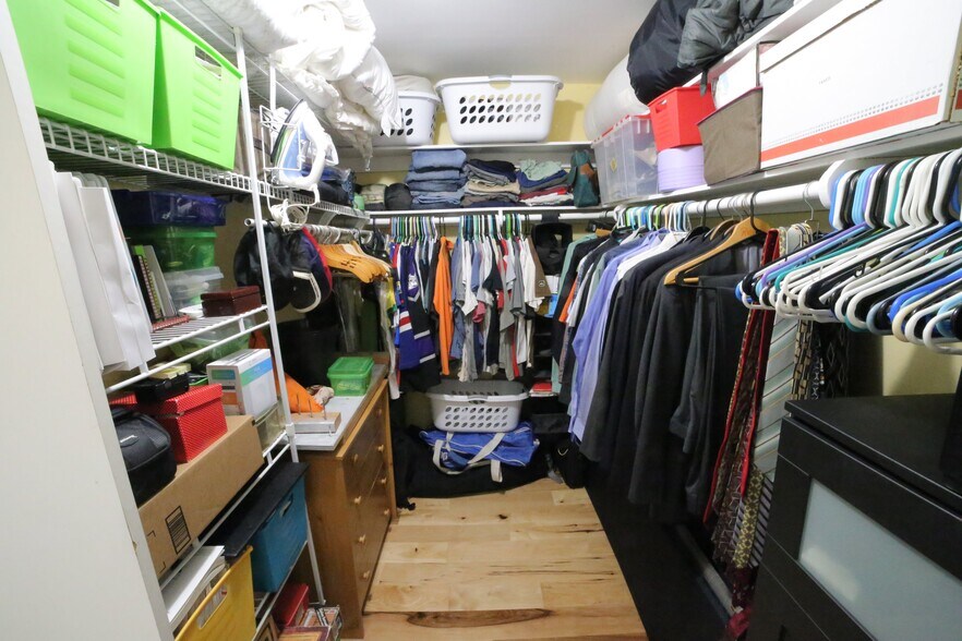 Walk-in Closet - 3512 Del Amo Blvd