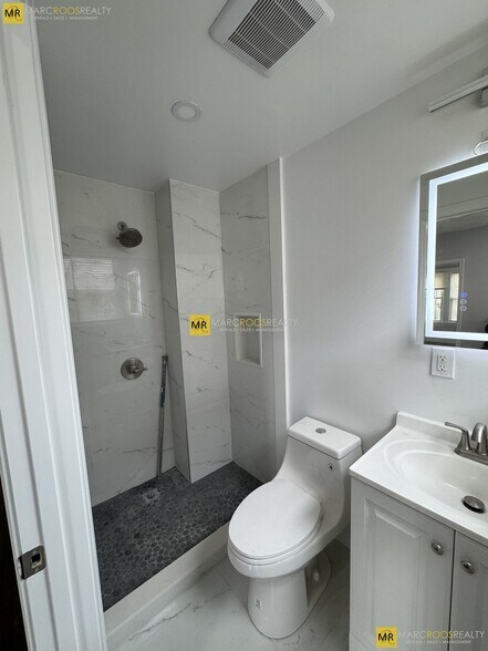 Building Photo - 14-16 Hamilton Rd