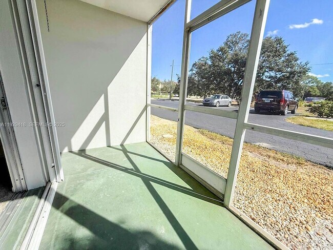 Building Photo - 649 S Tamiami Trl