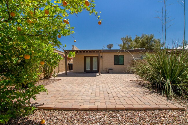 Building Photo - Beautifully upgraded 2 Bedroom/2 Bath Home...