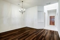 Building Photo - 7605 Waterlilly Ln