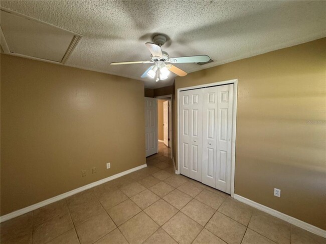 Building Photo - 10427 Flowers Ave