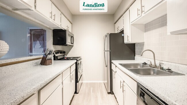 Building Photo - 16339 Stuebner Airline Rd