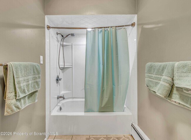 Building Photo - 801 Moosic Rd