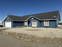 Building Photo - 3080 Lindero St