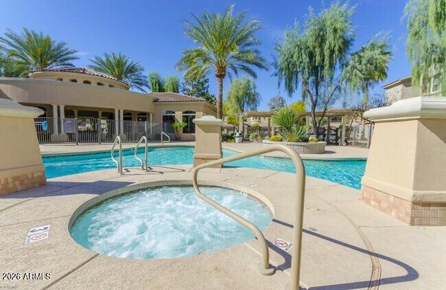 Building Photo - 11000 N 77th Pl