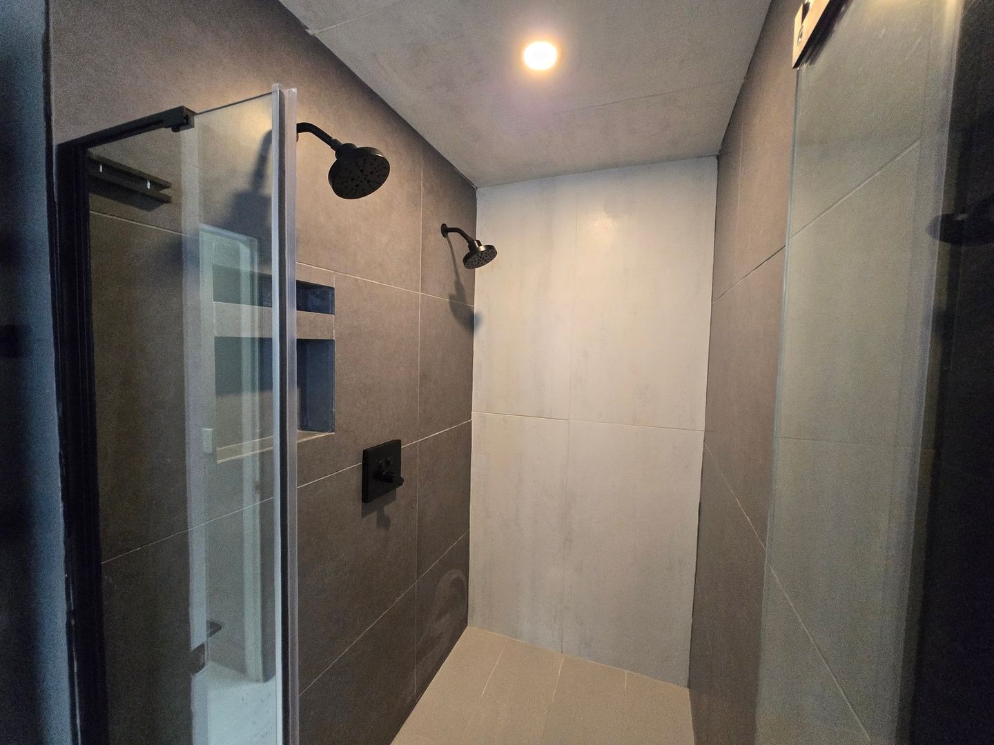 Building Photo - 929 Weninger Cir