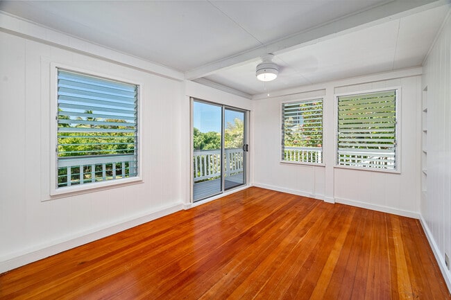 Building Photo - 330 Lapa Pl