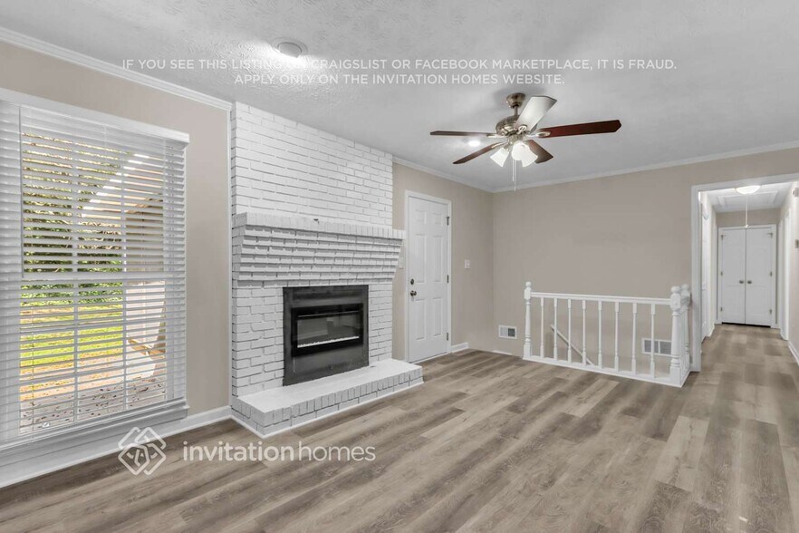 Building Photo - 460 Glendale Ct SW