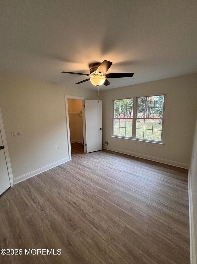 Building Photo - 2 Sheffield Pl