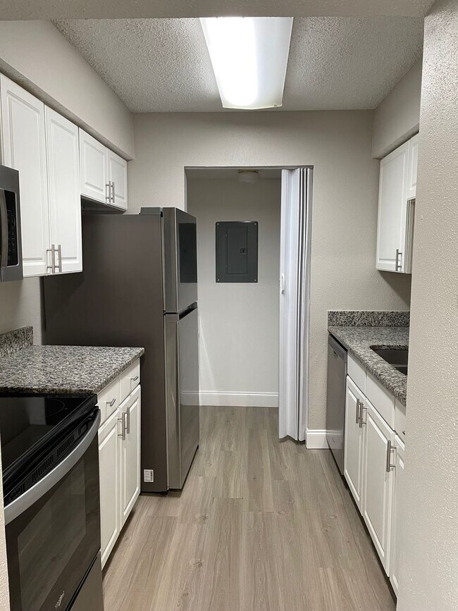 Building Photo - 3764 Idlebrook Cir