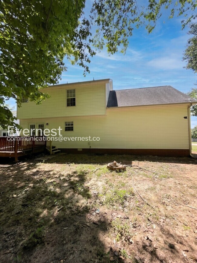 Building Photo - 2503 Elkmont Dr