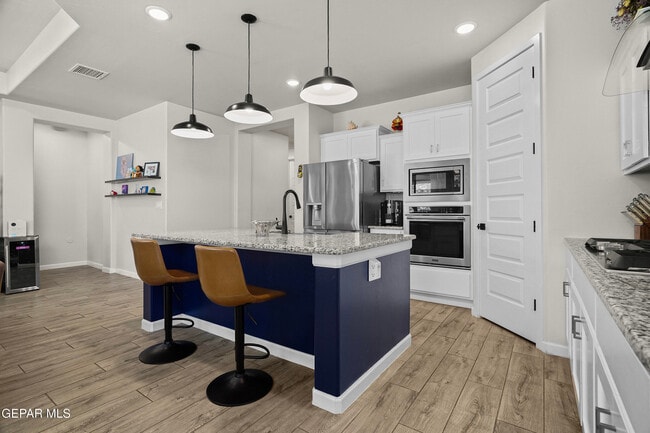 Building Photo - 12863 Ivelet Ct