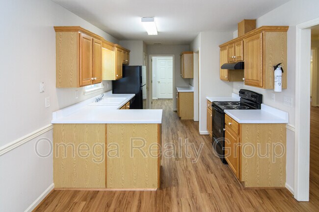 Building Photo - 4608 Fairfax Ct