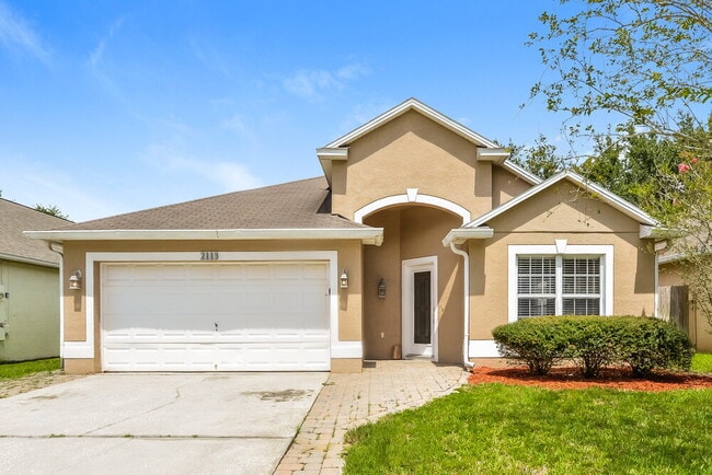 Building Photo - 2113 Carpathian Dr