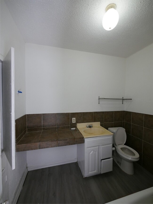 Building Photo - 6124 Goforth St