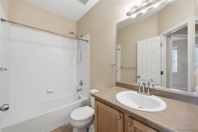 Building Photo - 3645 Desert Ridge Cir