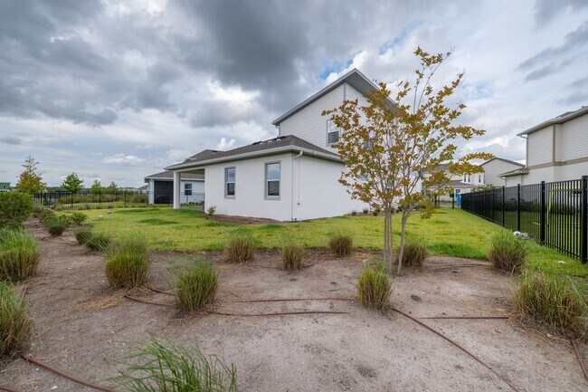 Building Photo - 10044 Ballast Dr